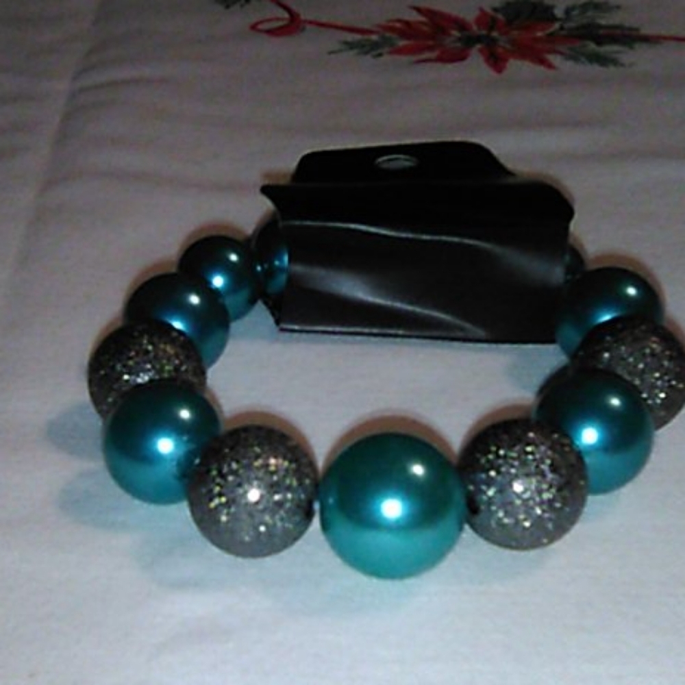 Bracelet - Picture 4 of 4